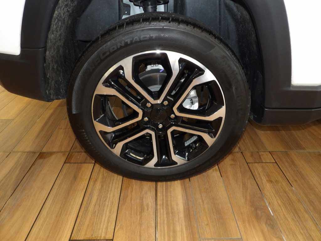 Used 2023 Jeep Compass Limited image 5