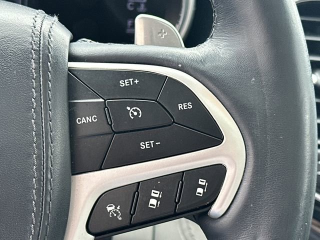 Used 2019 Jeep Grand Cherokee Summit AWD/4WD image 32