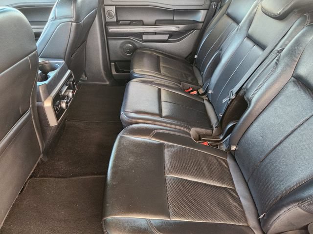 Used 2019 Ford Expedition XLT w/ Equipment Group 202A RWD image 28