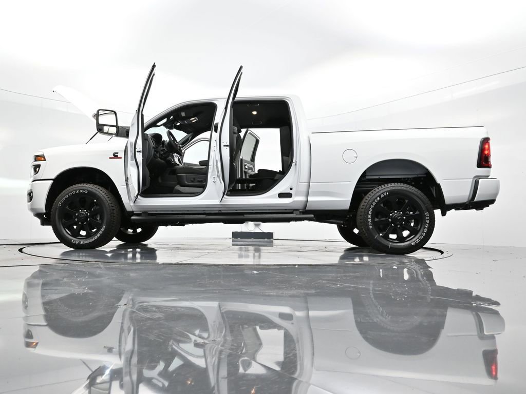 New 2025 RAM 2500 Big Horn image 43
