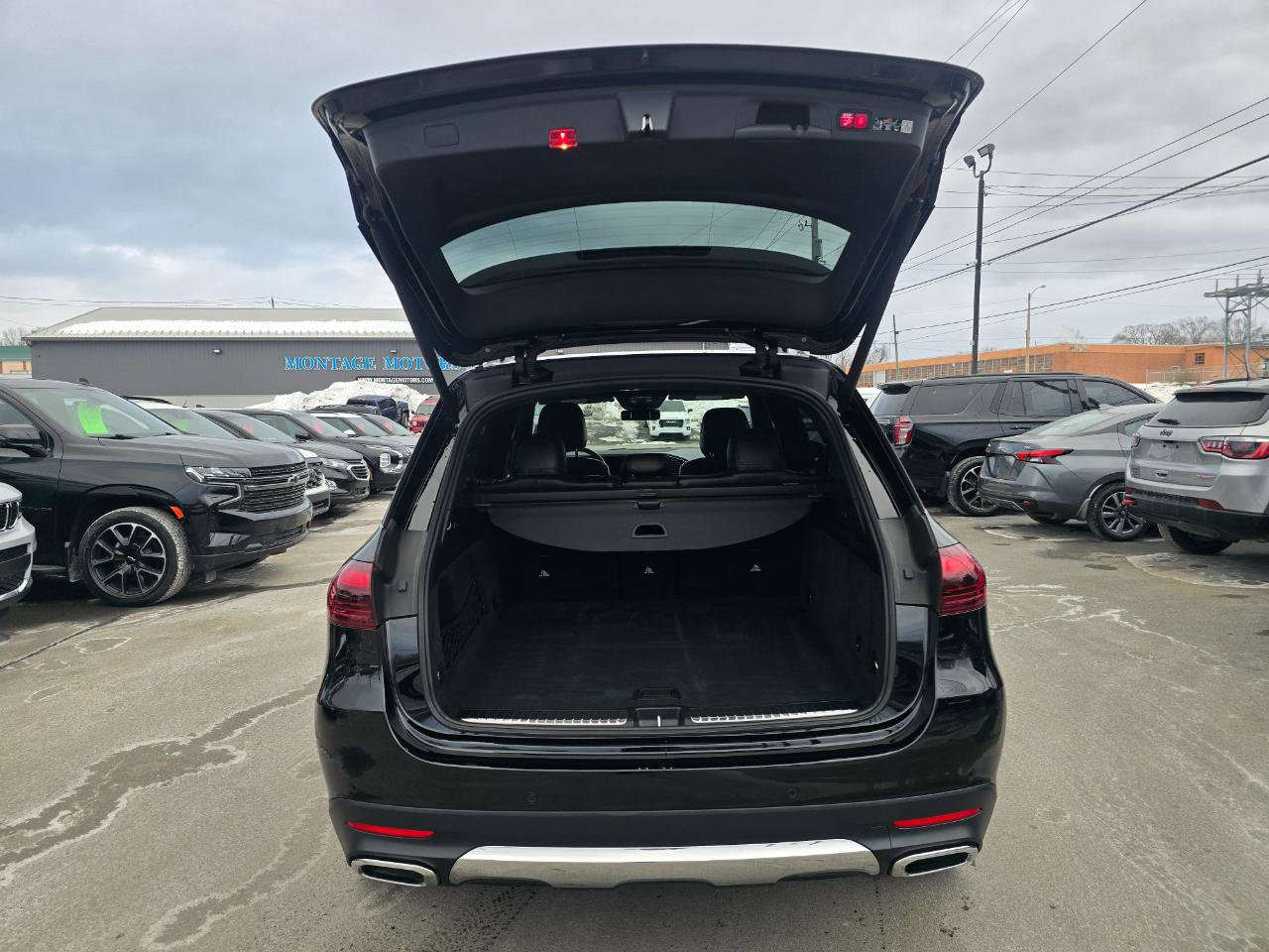 Used 2025 Mercedes-Benz GLE 350 4MATIC image 19