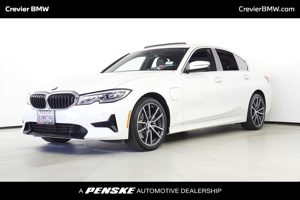 Used 2021 BMW 330e 330e iPerformance w/ Convenience Package image 1