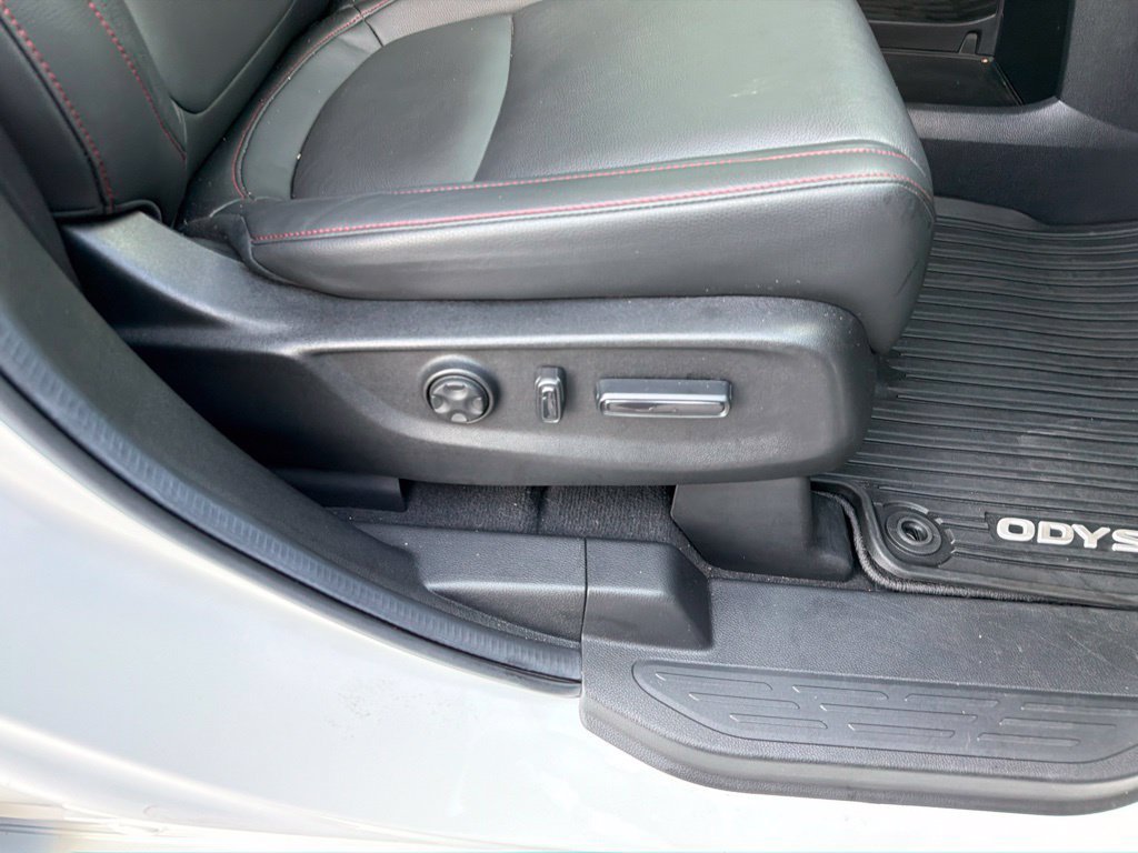 Used 2025 Honda Odyssey Sport-L image 33