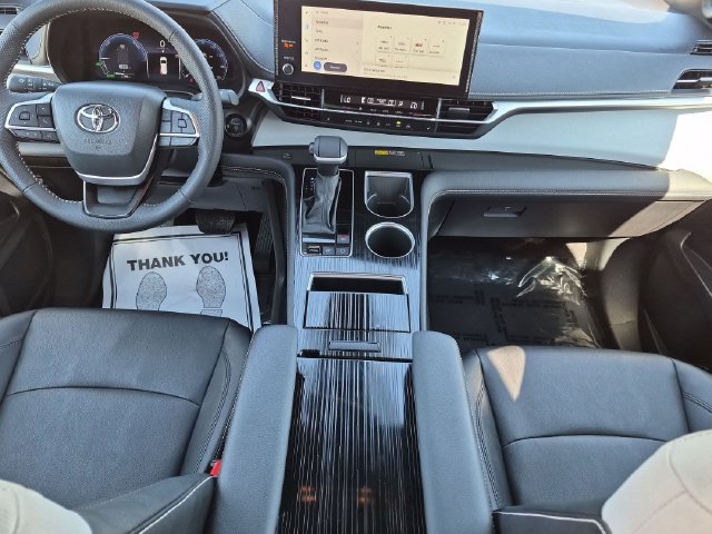 Certified 2025 Toyota Sienna XSE w/ XSE Plus Package AWD/4WD image 29