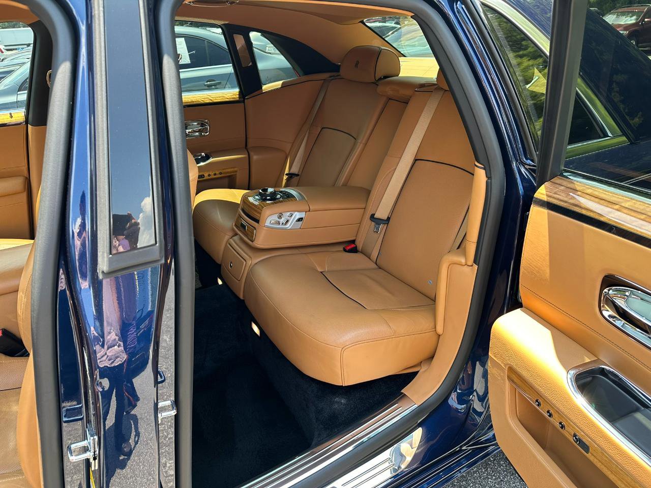 Used 2014 Rolls-Royce Ghost RWD image 10