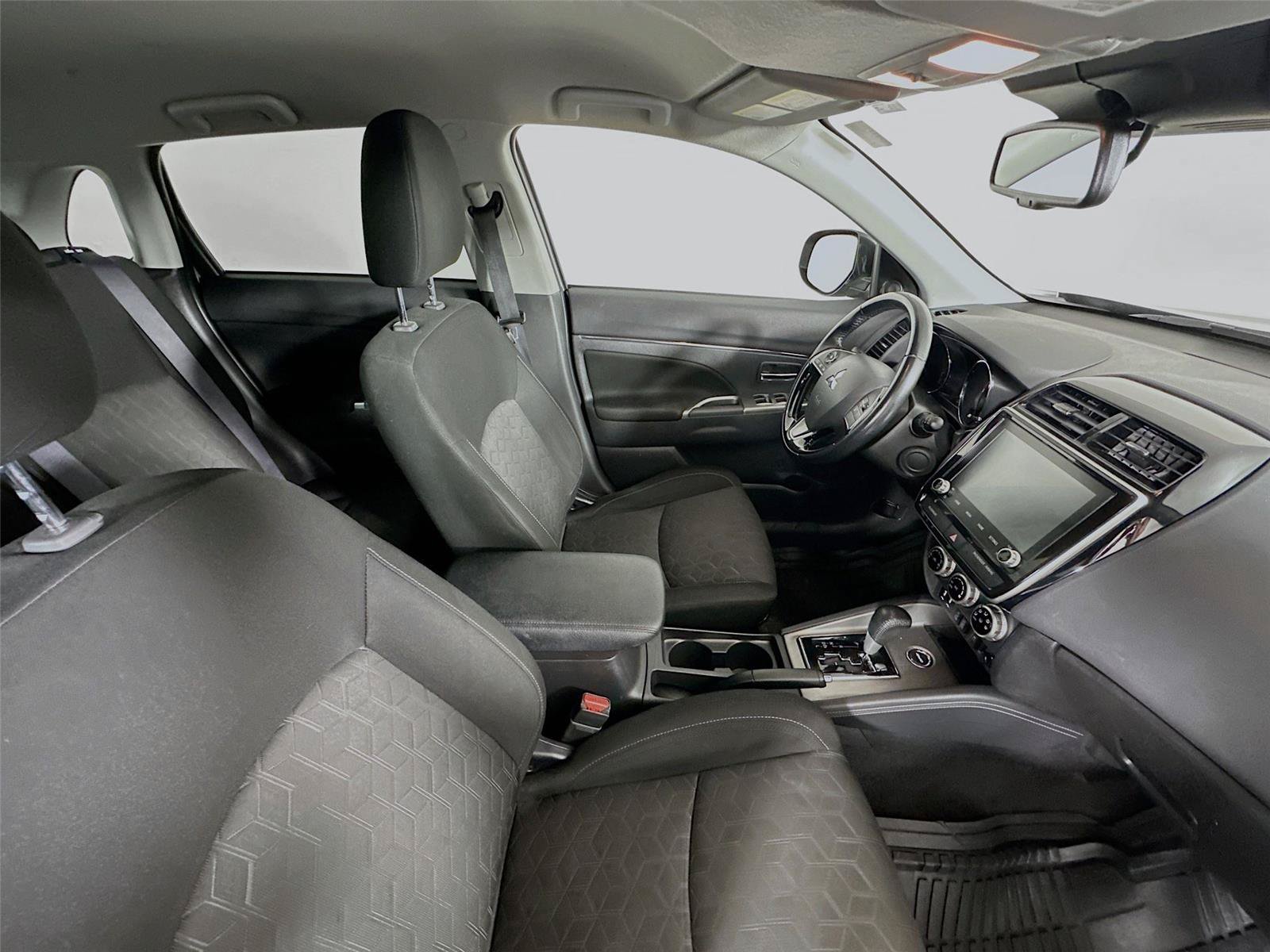 Used 2021 Mitsubishi Outlander Sport SE AWD/4WD image 27