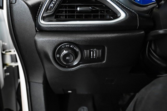 Used 2019 Chrysler Pacifica Limited w/ Advanced Safetytec Group image 22