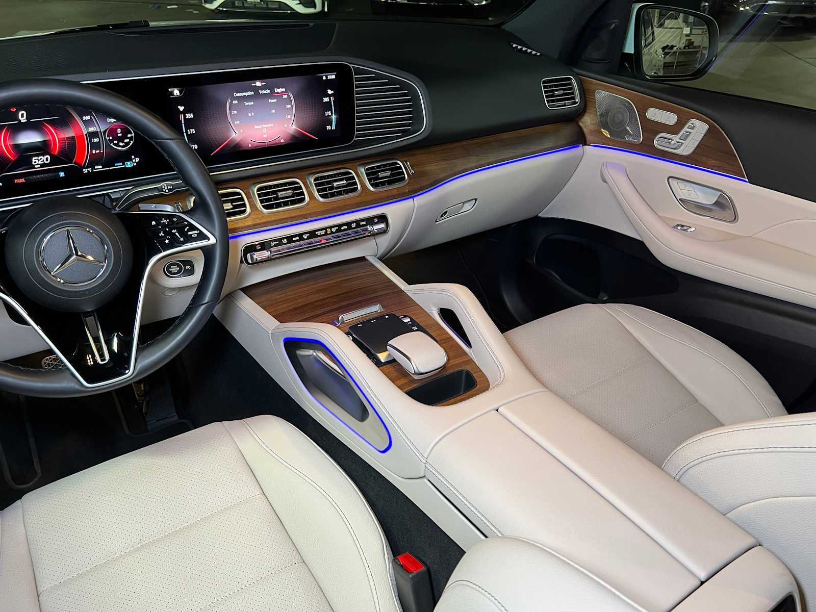 Used 2025 Mercedes-Benz GLE 450 4MATIC image 39