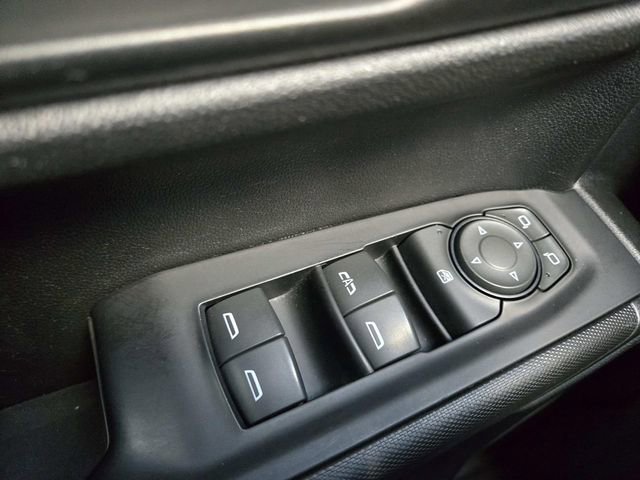Used 2020 Chevrolet Silverado 1500 Custom w/ Custom Convenience Package AWD/4WD image 29