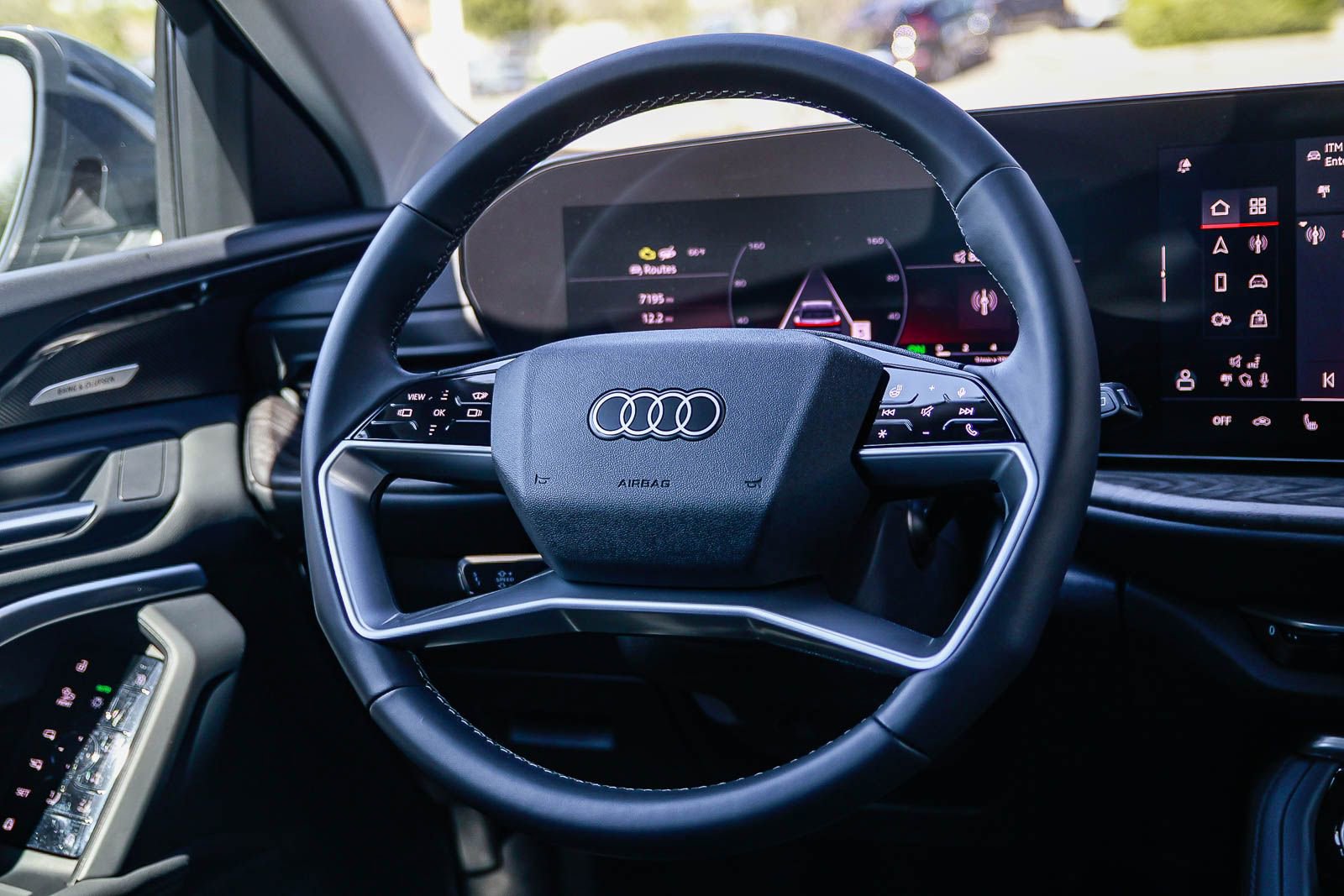 Certified 2025 Audi Q5 Premium Plus w/ Premium Plus image 17