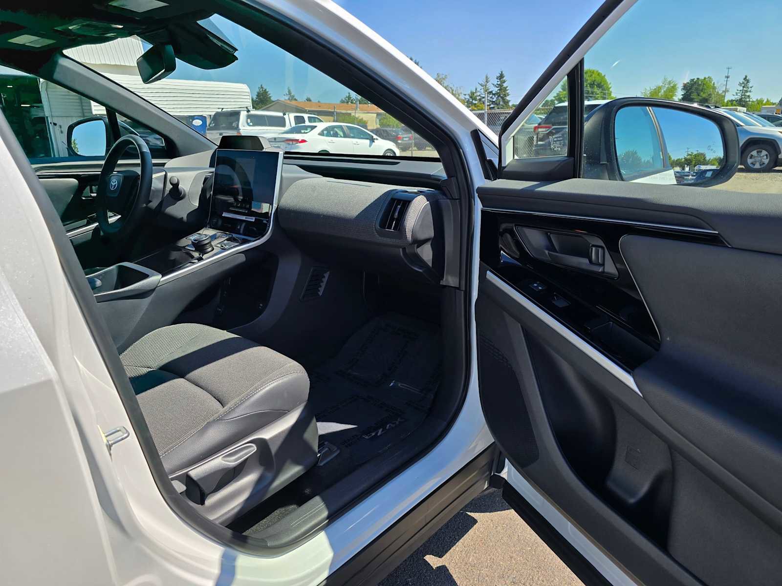 Certified 2023 Toyota bZ4X XLE image 10