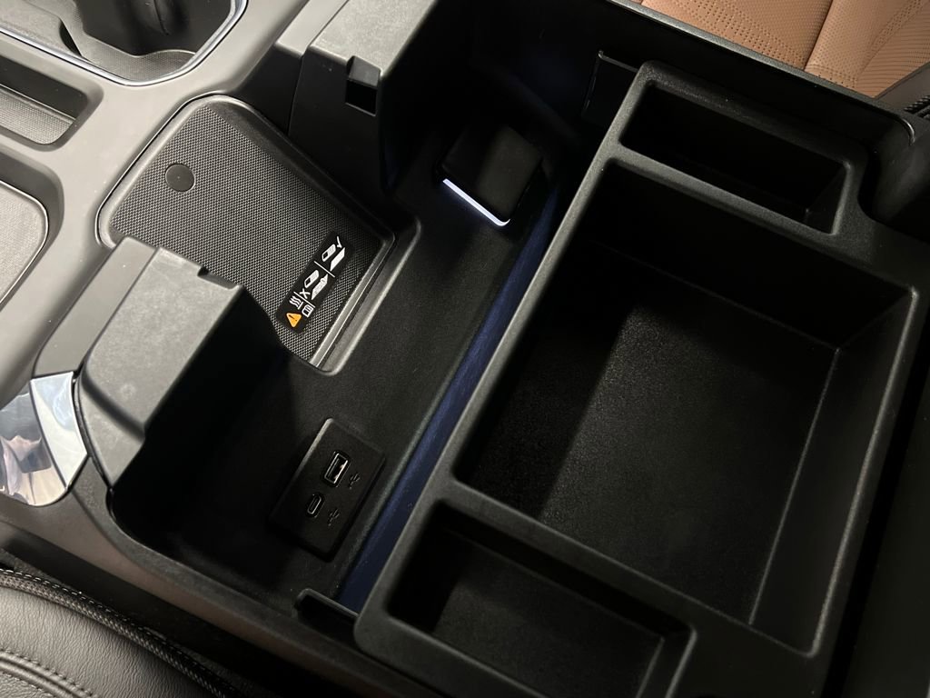 Used 2023 Chevrolet Silverado 1500 High Country w/ High Country Premium Package image 35