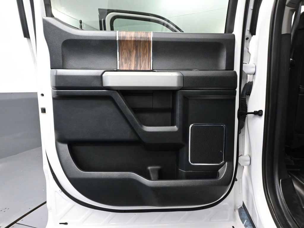 Used 2019 Ford F150 Lariat w/ Equipment Group 502A Luxury image 40