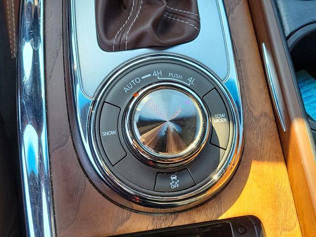 Used 2017 INFINITI QX80 Limited image 30