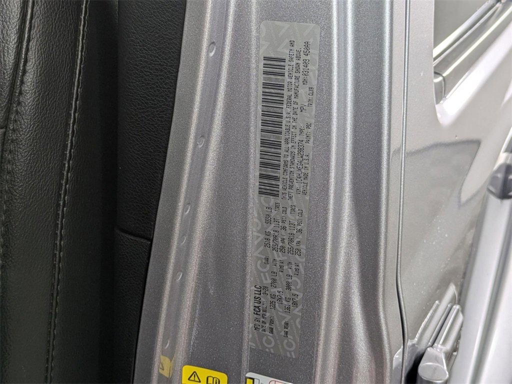 Certified 2020 Jeep Wrangler Unlimited Sahara image 28