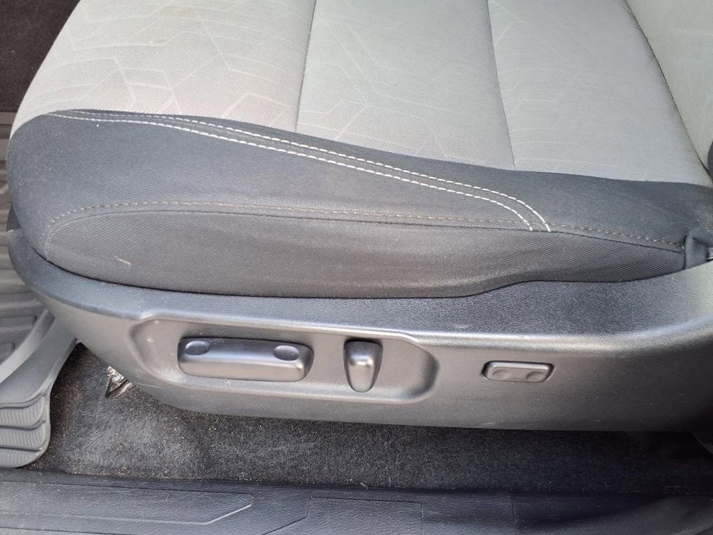 Used 2021 Toyota Tacoma TRD Off-Road w/ Technology Package image 23