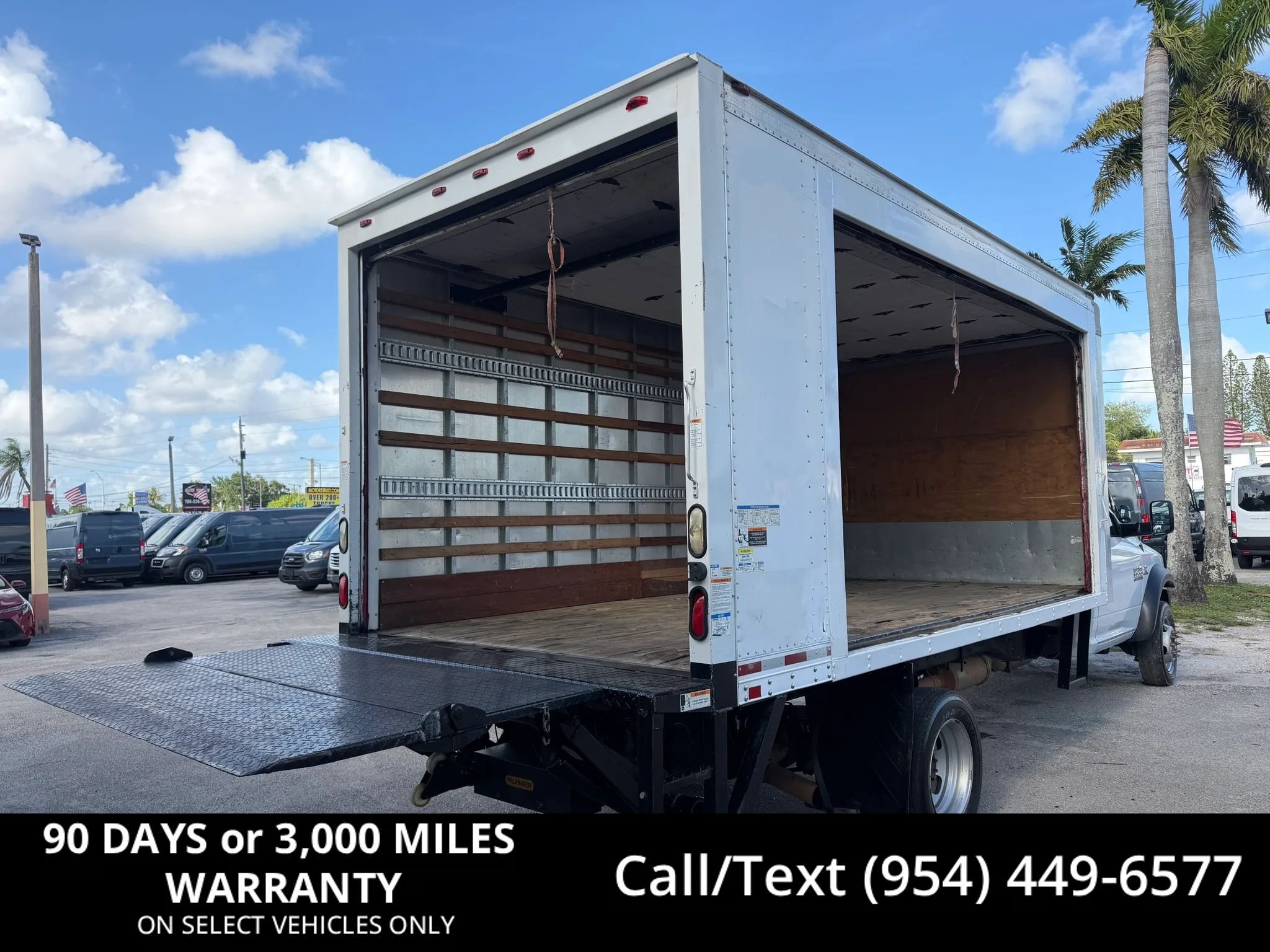Used 2016 RAM 5500 Tradesman w/ Ambulance Prep Group RWD image 1