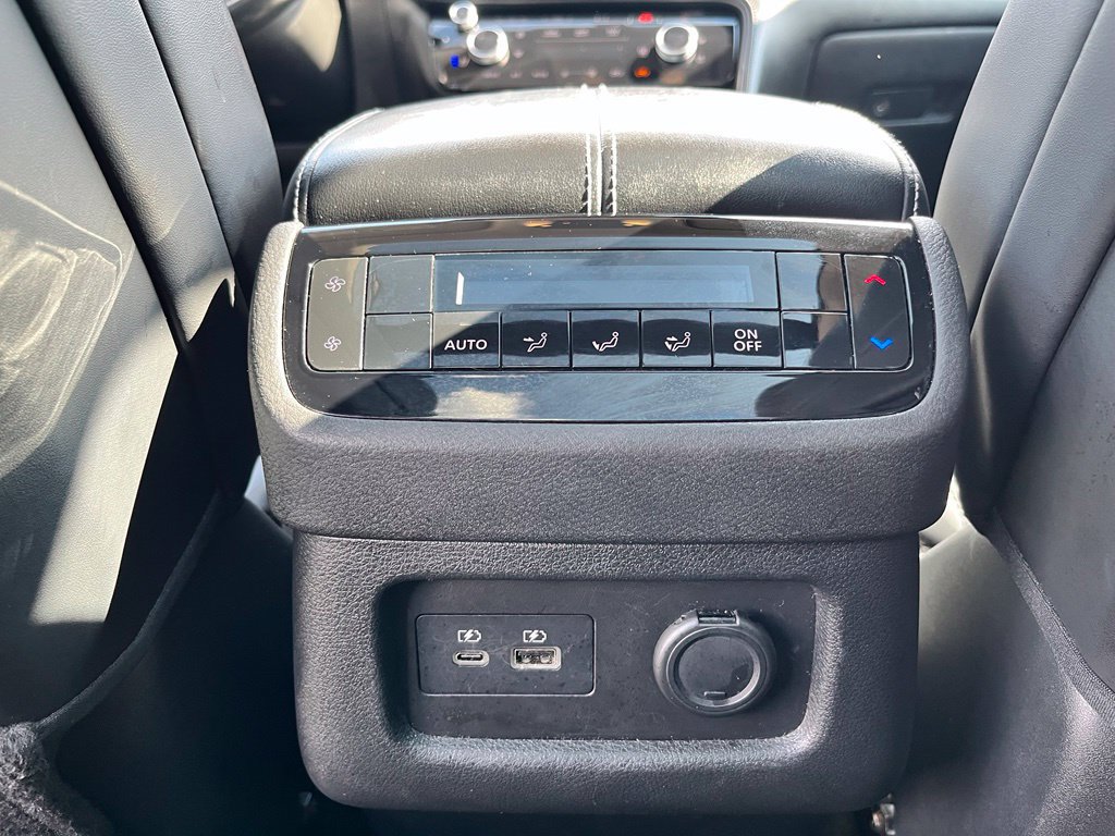 Used 2023 INFINITI QX60 Luxe AWD/4WD image 15