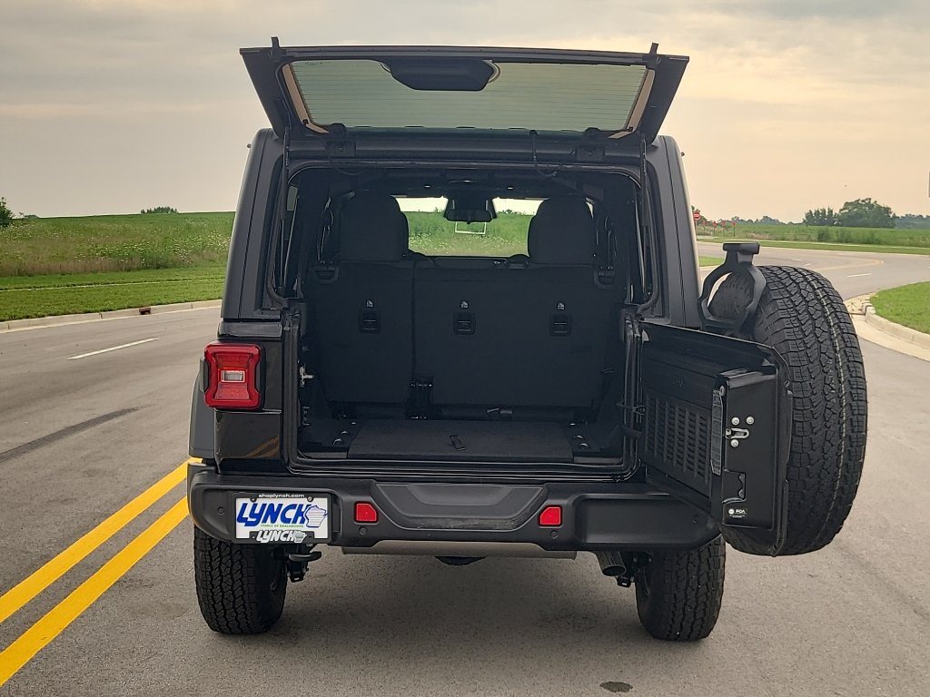 New 2026 Jeep Wrangler Unlimited Sport AWD/4WD image 35