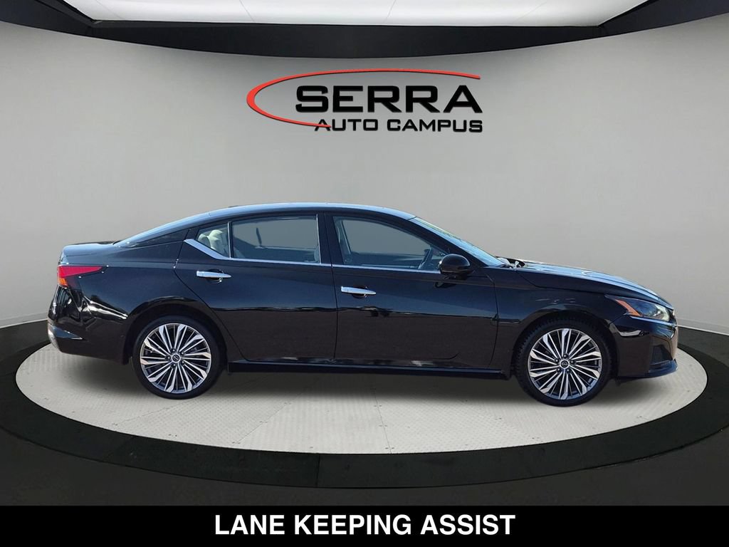 Used 2023 Nissan Altima 2.5 SL AWD/4WD image 15