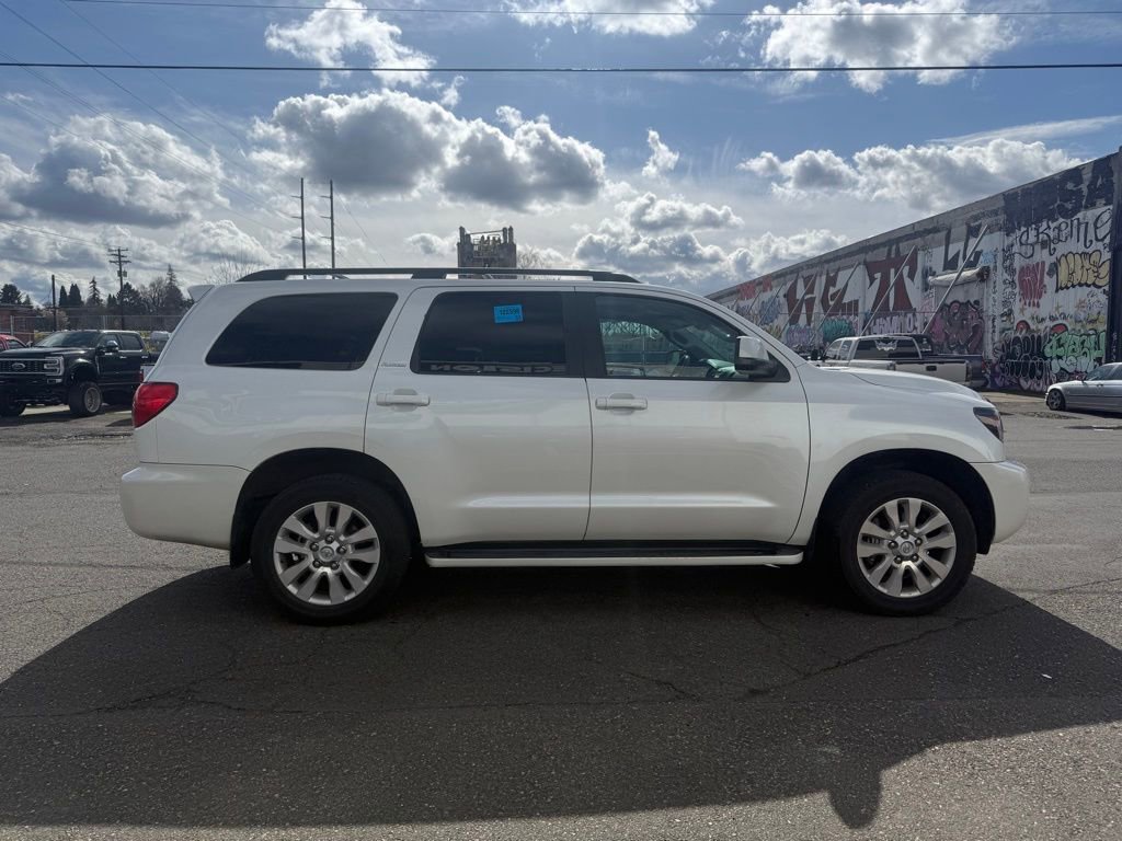 Used 2016 Toyota Sequoia Platinum image 6