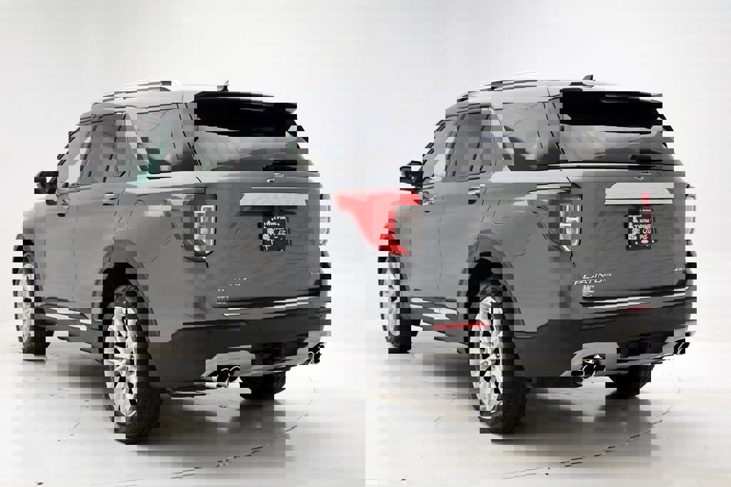 Used 2022 Ford Explorer Platinum w/ Equipment Group 601A image 6