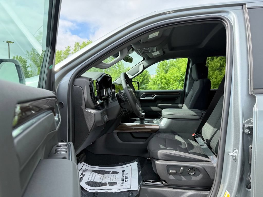 New 2026 Chevrolet Silverado 1500 LT w/ All Star Edition Plus AWD/4WD image 22