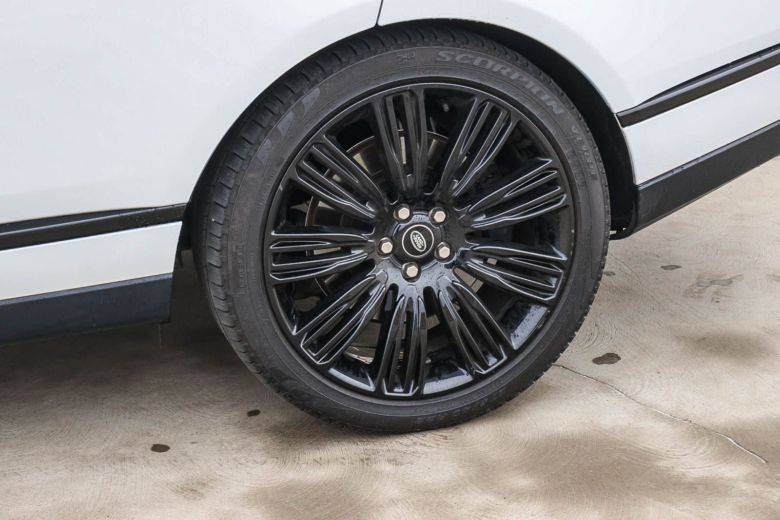 Used 2021 Land Rover Range Rover Westminster Edition image 10