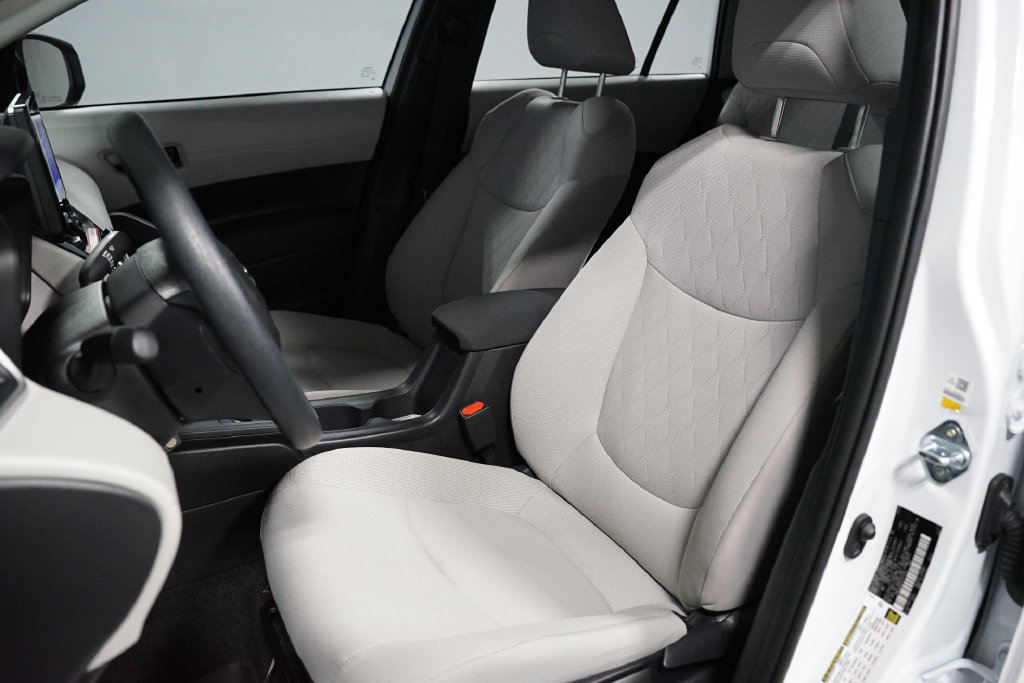 Certified 2026 Toyota Corolla Cross L FWD image 24