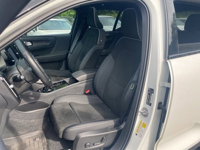 Used 2023 Volvo XC40 Recharge Ultimate w/ Protection Package Premier AWD/4WD image 20