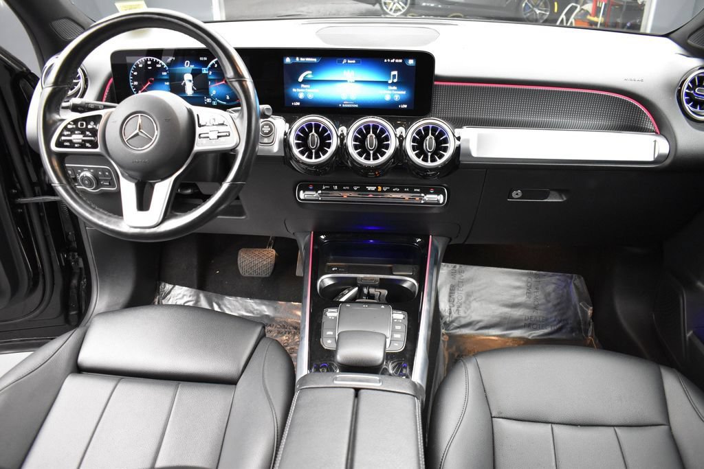Used 2022 Mercedes-Benz GLB 250 4MATIC image 13