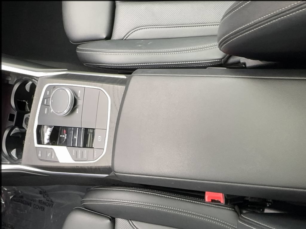 Used 2024 BMW 330i Sedan RWD image 40
