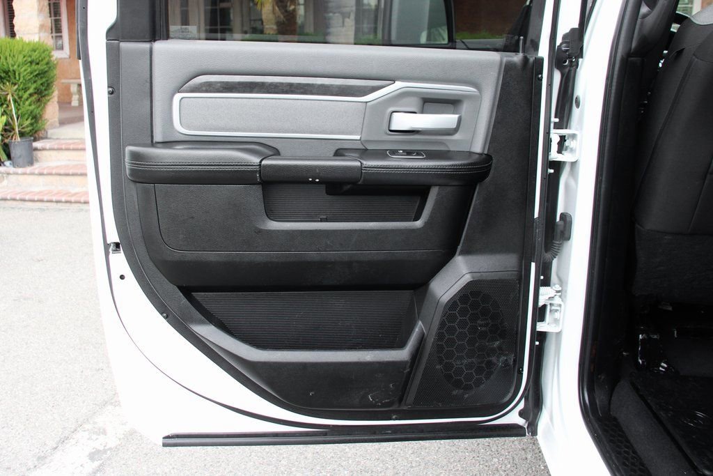 Used 2023 RAM 3500 Big Horn w/ Level 1 Equipment Group image 35