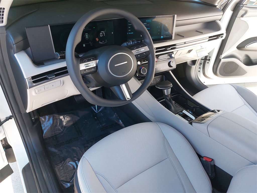 New 2025 Hyundai Tucson SEL image 25