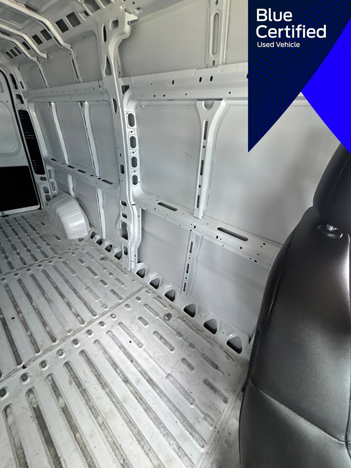 Used 2026 RAM ProMaster 2500 w/ Convenience Group FWD image 32