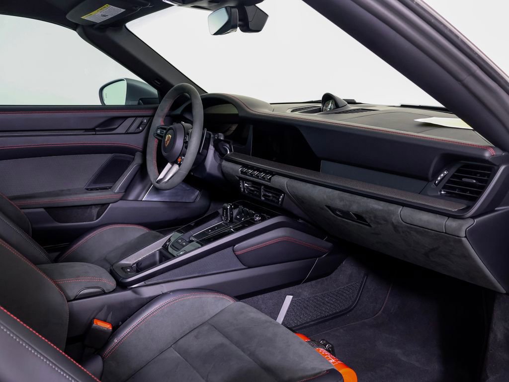 Certified 2026 Porsche 911 Targa 4 GTS w/ Premium Package AWD/4WD image 7