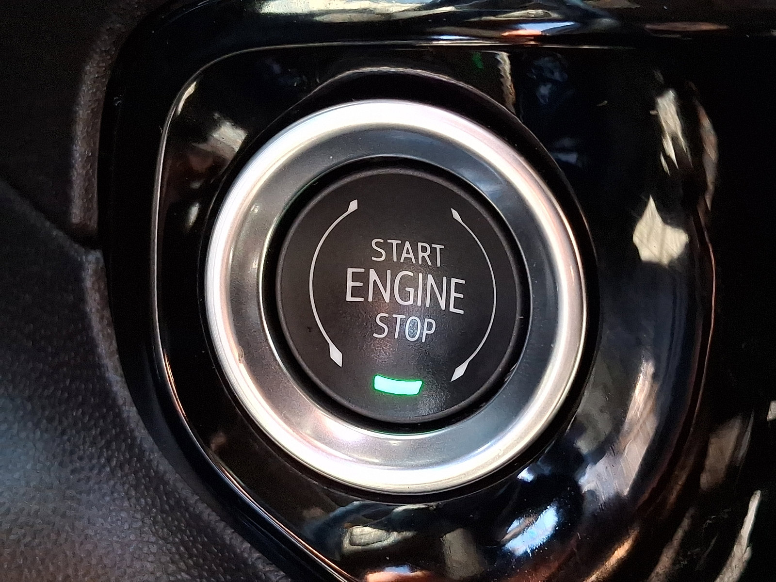 Used 2025 GMC Sierra 1500 Elevation AWD/4WD image 24