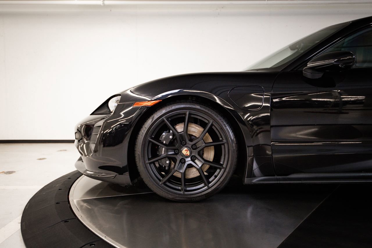 Certified 2024 Porsche Taycan GTS AWD/4WD image 11