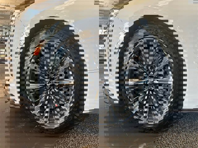 New 2026 Cadillac CT5 V Blackwing w/ Carbon Fiber 2 Package image 16