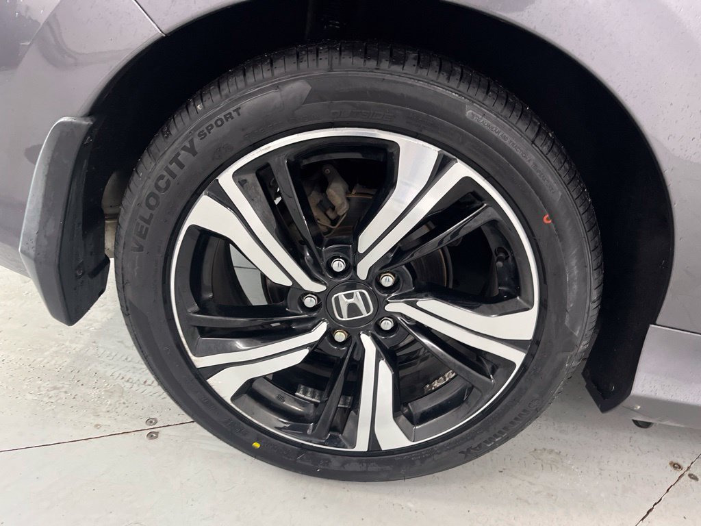 Used 2016 Honda Civic Touring image 16