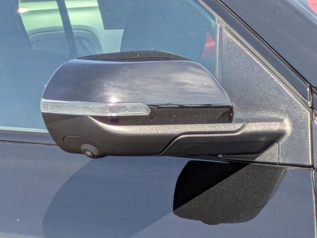 Used 2024 GMC Acadia AT4 w/ Super Cruise Package image 12