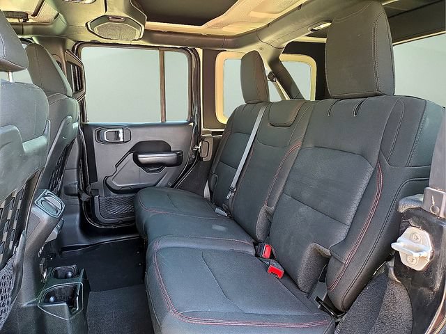 Used 2021 Jeep Wrangler Unlimited Rubicon AWD/4WD image 12