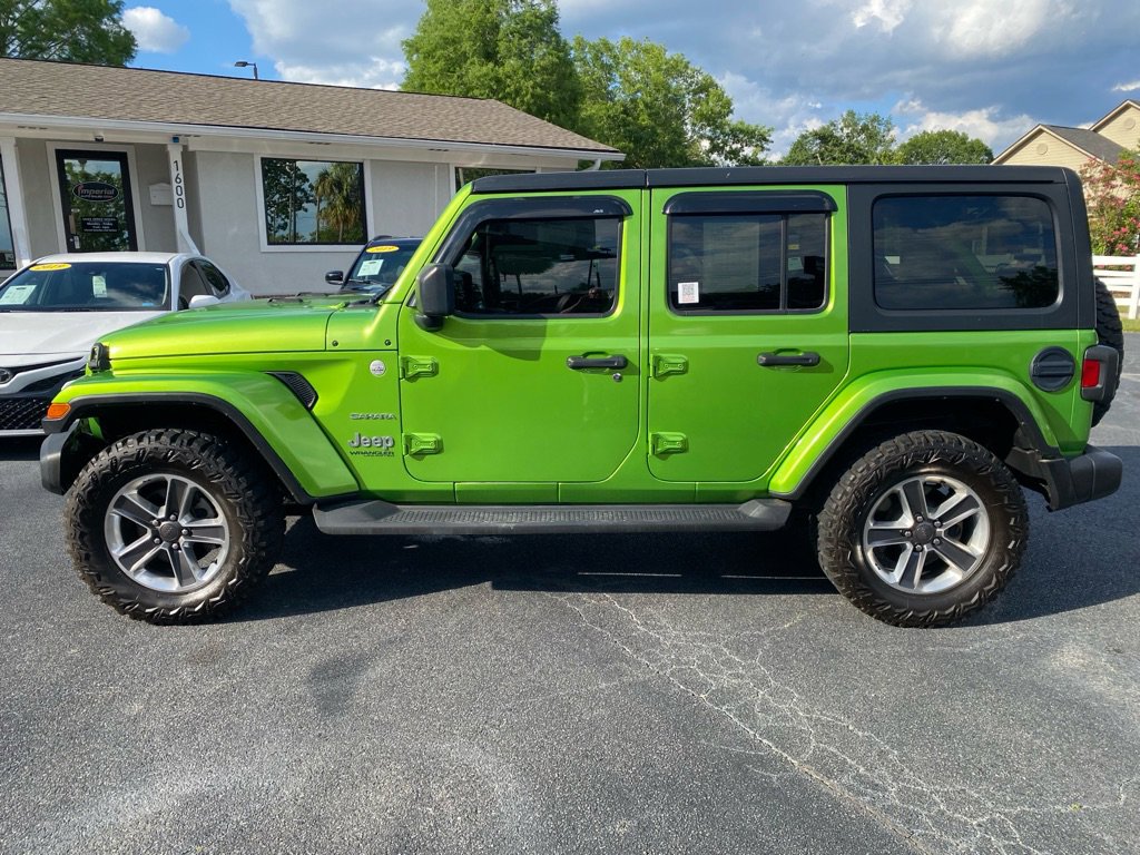 Used 2020 Jeep Wrangler Unlimited Sahara AWD/4WD image 3
