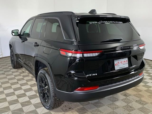 New 2026 Jeep Grand Cherokee Altitude AWD/4WD image 5