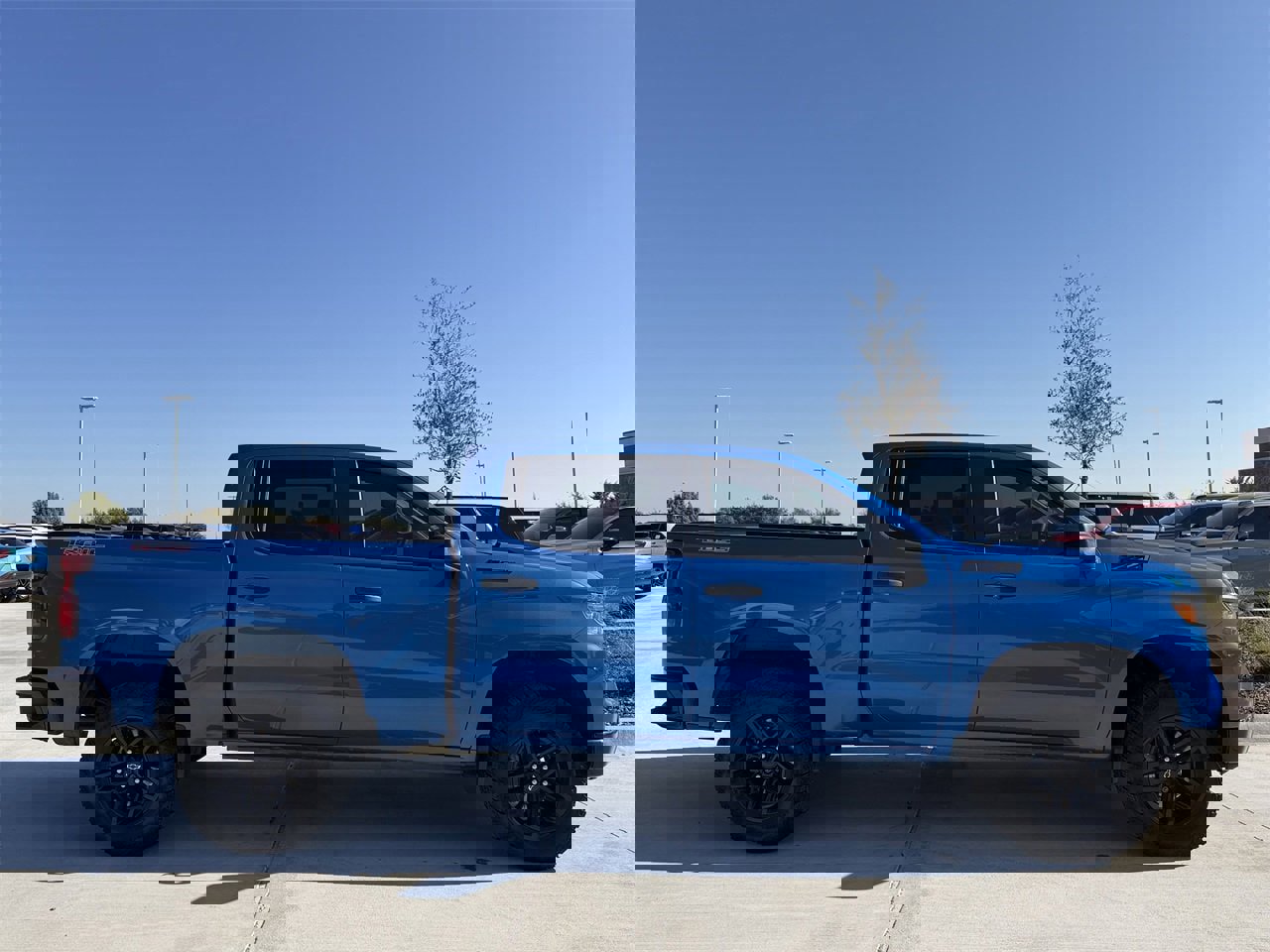 Certified 2024 Chevrolet Silverado 1500 Custom Trail Boss w/ LPO, Dark Essentials Package image 4