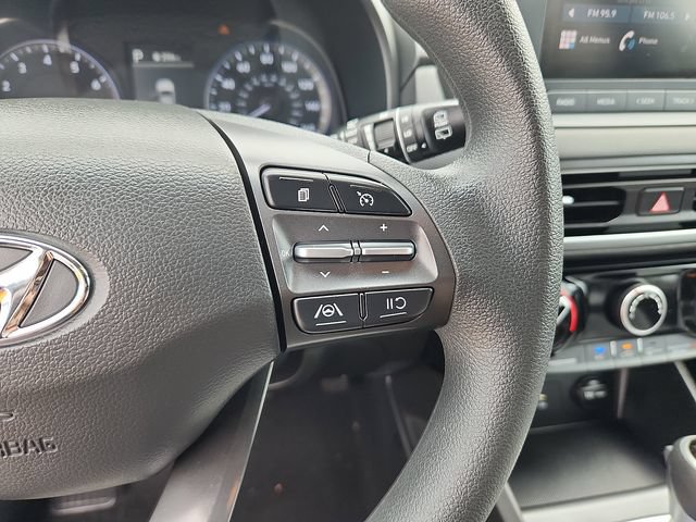 Used 2023 Hyundai Kona SEL AWD/4WD image 16