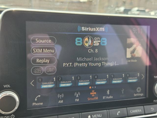 Used 2025 Nissan Altima 2.5 SV image 21