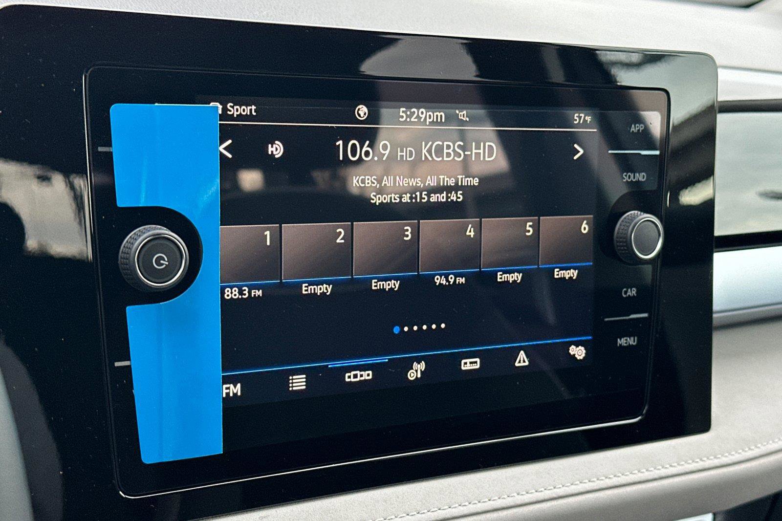 New 2026 Volkswagen Taos SE image 17