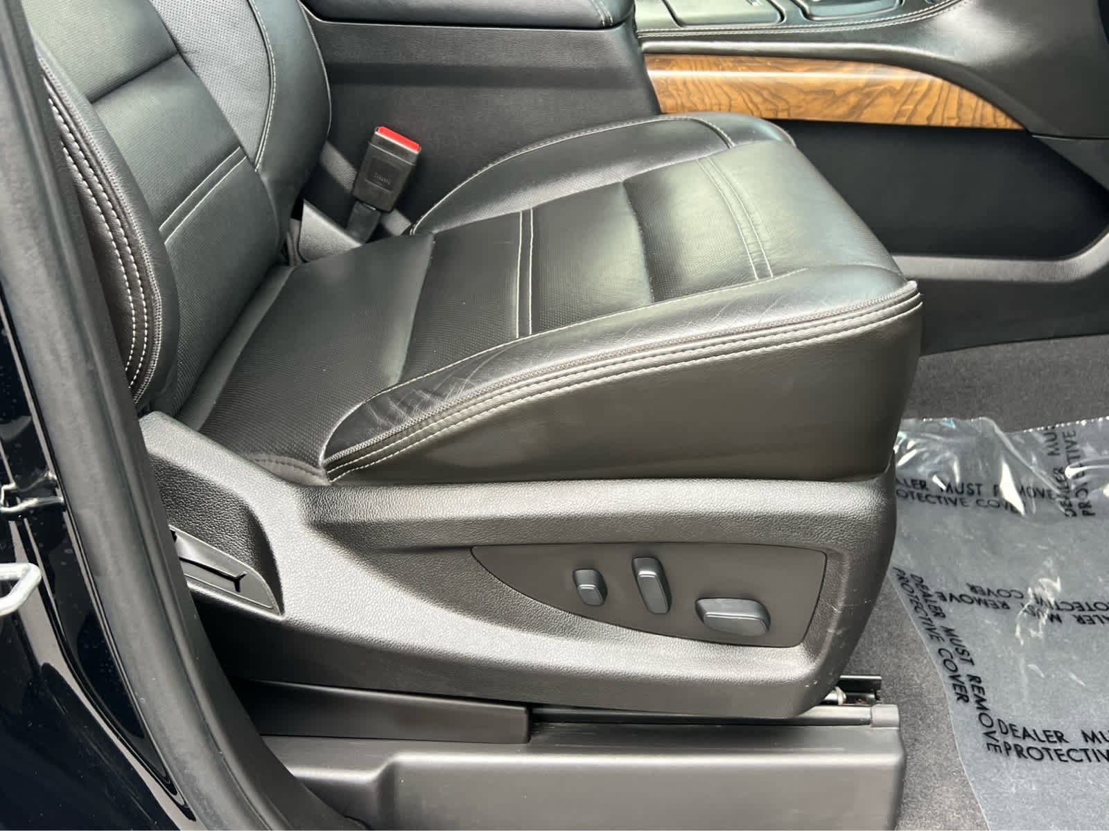 Used 2019 GMC Yukon Denali w/ Denali Ultimate Package image 18