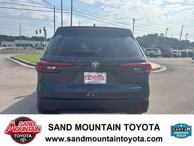 Used 2024 Toyota Grand Highlander FWD image 4